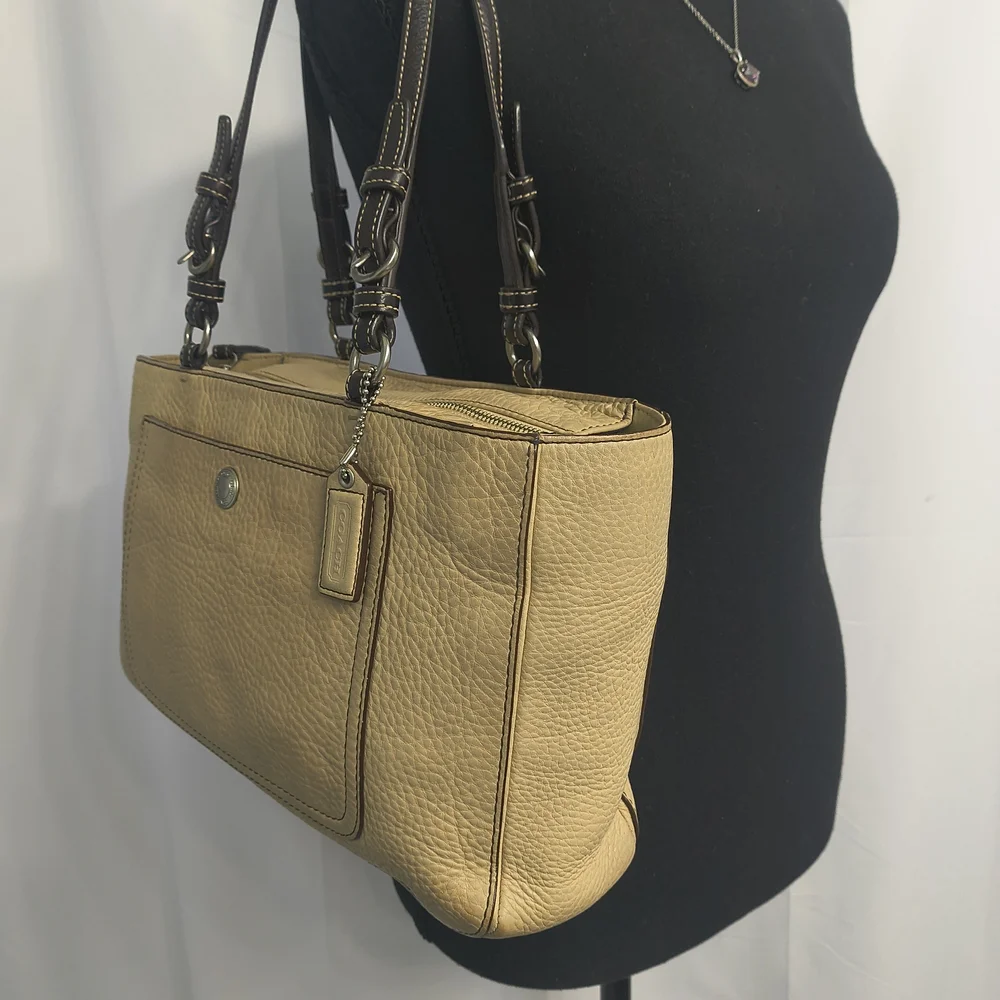 Vintage Coach Chelsea East West Beige Leather Tote Bag - Picture 1 of 13